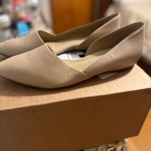 Woman’s Naturalizer, flats